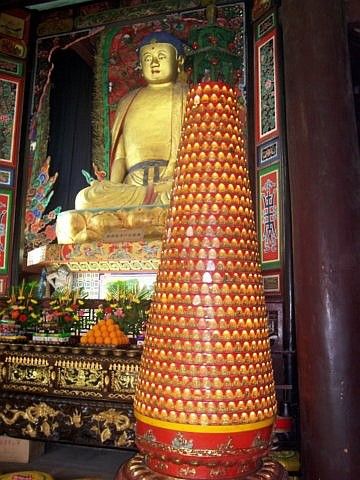 Temple Lingyun - Bodhisattva à la gauche de Bouddha
