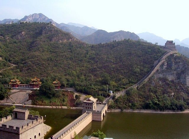 Juyong pass - above the entrance of the site