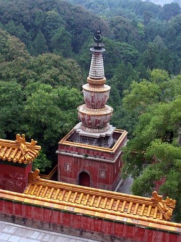 Summer palace - Pagoda in Sumeru temple