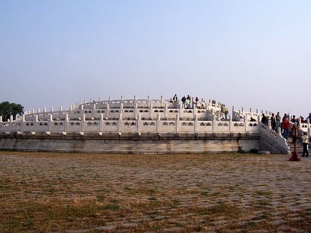 Temple of heaven - Altar of Heaven seen from one side