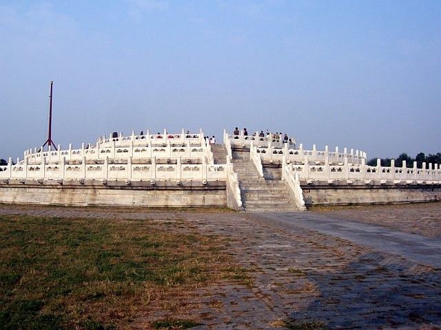 Temple of heaven - Altar of Heaven seen from front