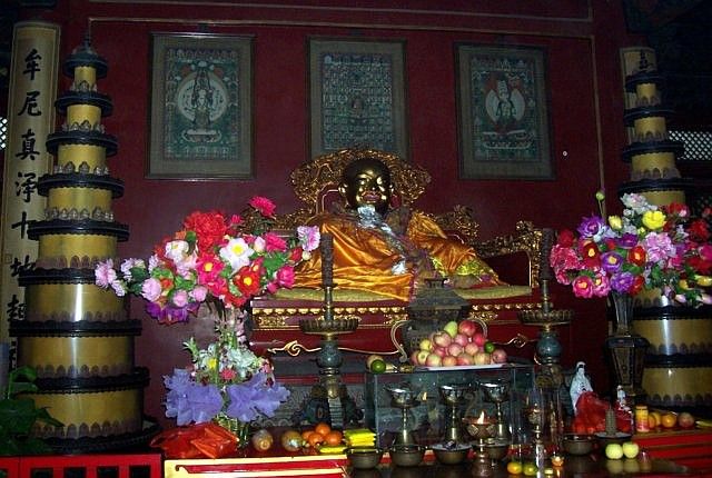 Temple des Lamas - Statue du Bouddha Maitreya