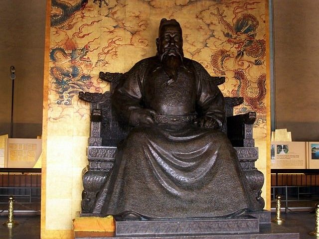 Changling - Statue de l'Empereur Yong Le