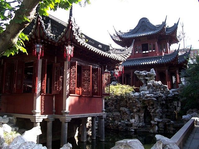 Jardin Yu - Deux pavillons