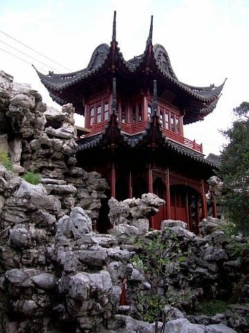 Jardin Yu - Pavillon derrière des rocailles