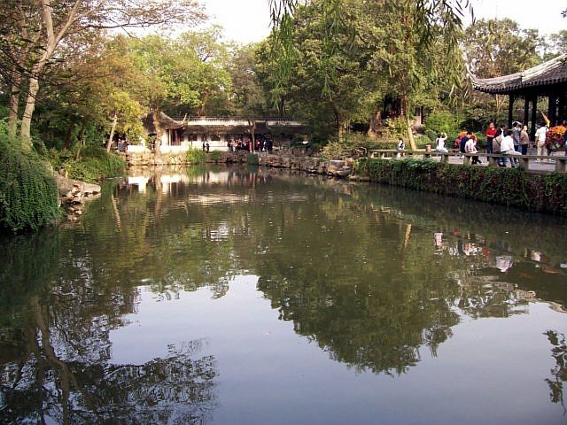 Humble administrator's garden - Large water side
