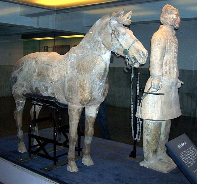 Armée enterrée de Xian - Cavalier et son cheval