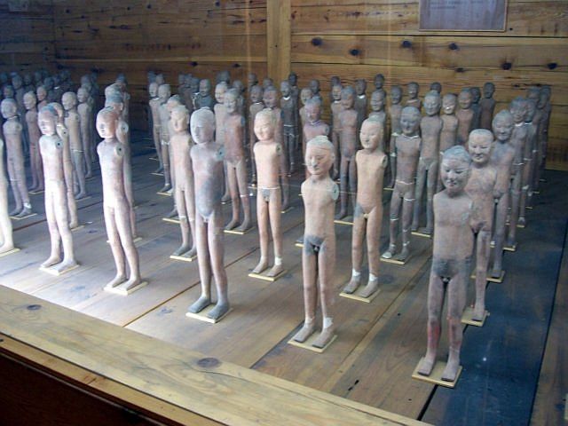 Han Yangling museum - Alignment of terracotta warriors