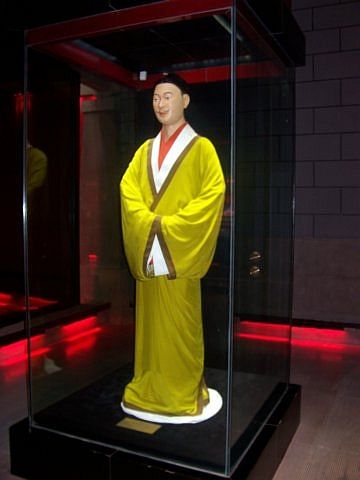 Musée Han Yangling - Mannequin de l'Empereur