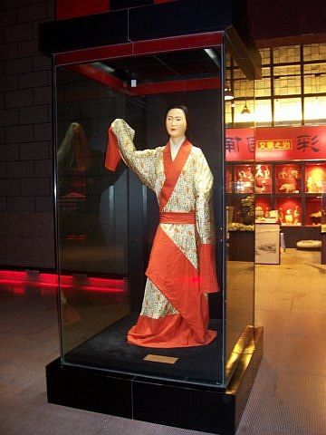Musée Han Yangling - Mannequin de la princesse