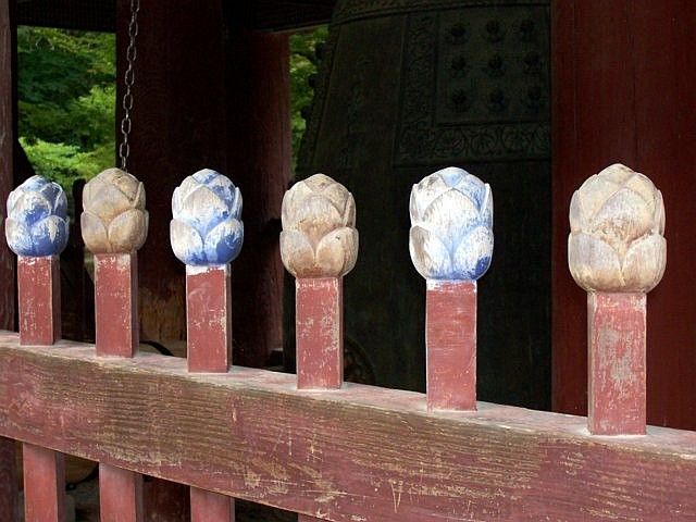 Temple Tongdosa - Décorations en forme de fleur de lotus