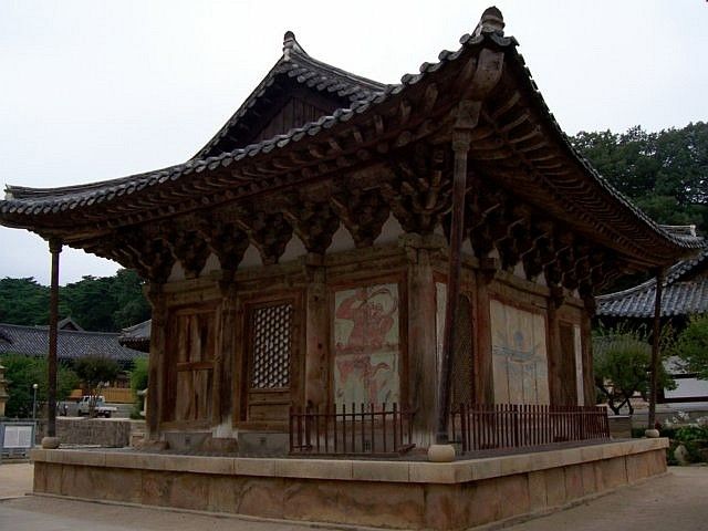 Temple Tongdosa - Hall ancien