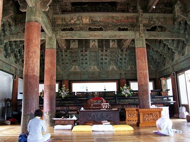 Temple Tongdosa - Hall du bouddha Sakyamuni