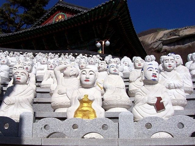 Temple Bomunsa - Statues d'arhats (1/4)