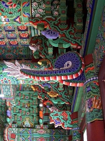 Bomunsa temple - Tail of the dragon that appears outside the temple