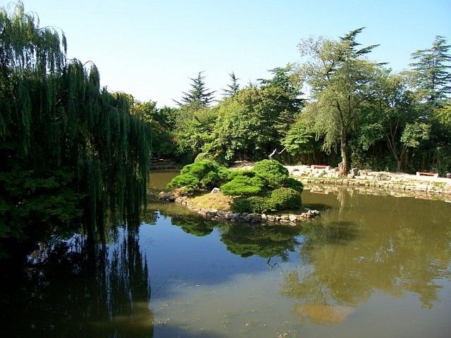 Bulguksa temple - Pond in front of the temple