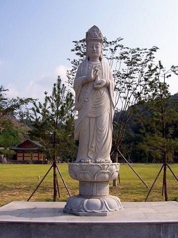 Temple Manbulsa - Statue de la bodhisattva de la compassion