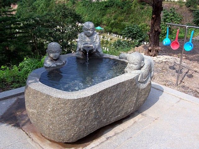 Manbulsa temple - Fountain
