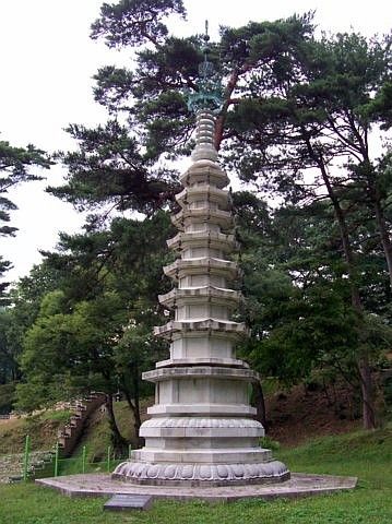 Temple Haeinsa - Pagode en pierre