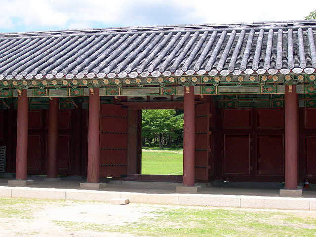 Changgyeonggung palace - Inside compound