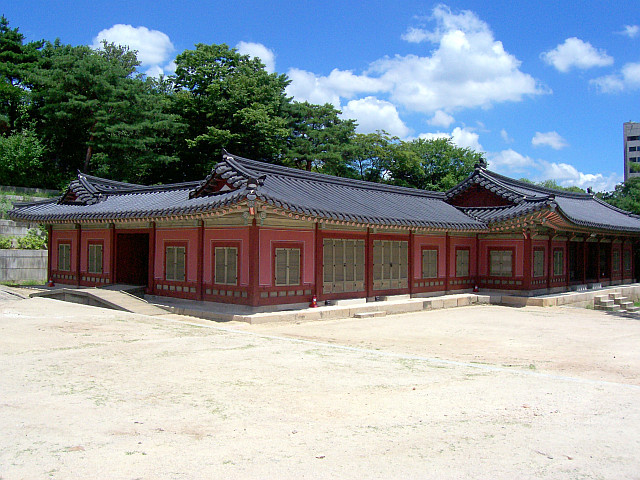 Changgyeonggung palace - Halls
