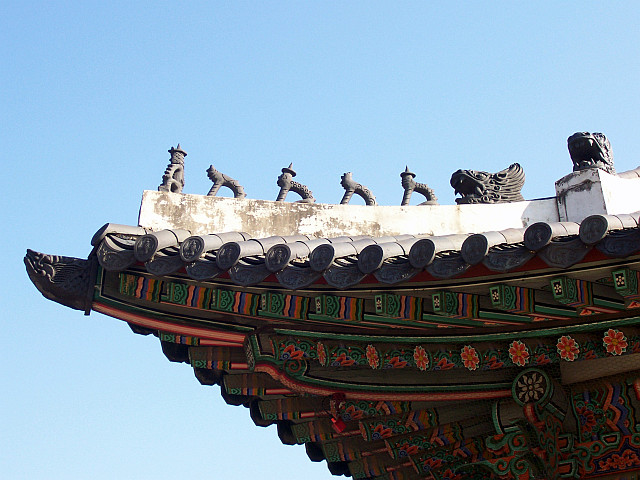 Palais de Gyeongbokgung - Japsang (chiwen), les figurines sur le toit
