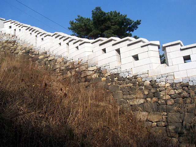 Ingwansan - Wall of the ancient fortress