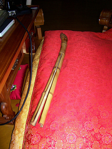 Temple Guksadang - Bambou fendu (instrument de musique)