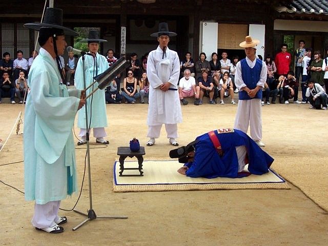 Yong-in folk village - Traditional wedding ceremony show (2/6)
