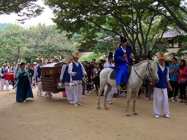 Village folklorique de Yong-in - Spectacle de cérémonie de mariage traditionnel (4/6)