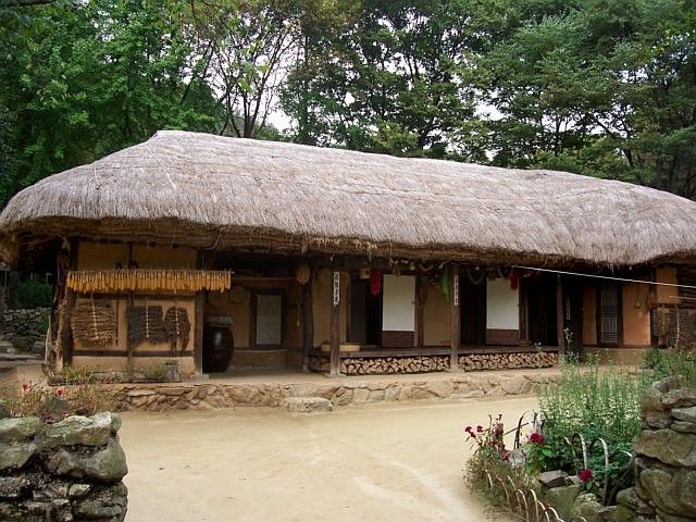 Yong-in folk village - Traditional farm