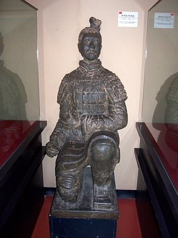 World Folk Museum (Yong-in) - repro' terracotta warrior from Xi'an