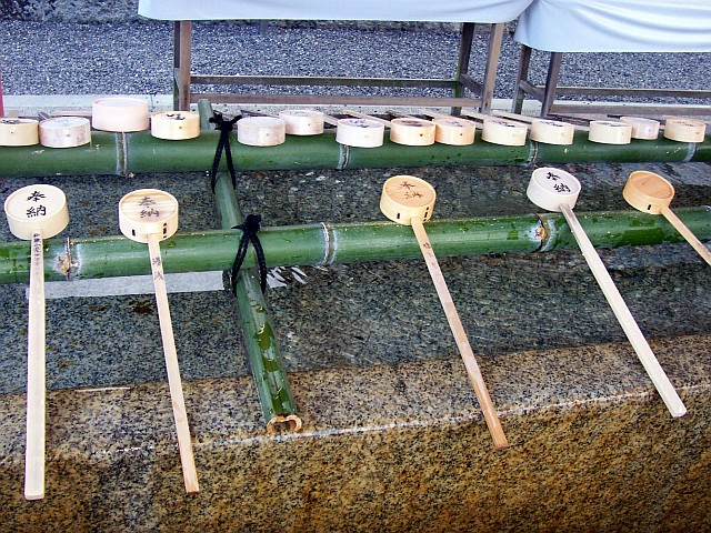 Fushimi Inari Shrine - Hishakus