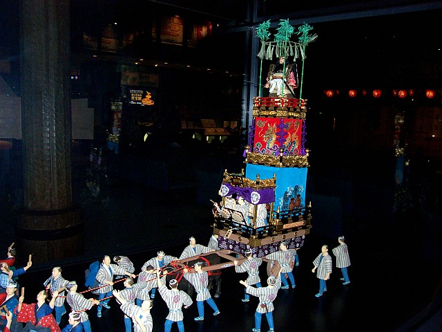 Edo-Tokyo museum - Model of a procession during a festival (1/4)