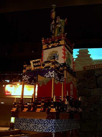 Edo-Tokyo museum - Cart used during festivals