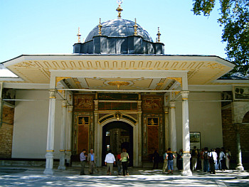 Porte de la Félicité du palais de Topkapı