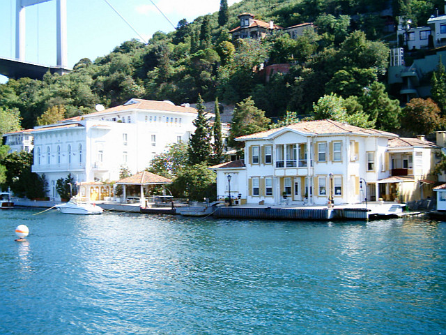 Yalis on the banks of the Bosphorus