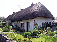 village-adare-00050-vignette.jpg