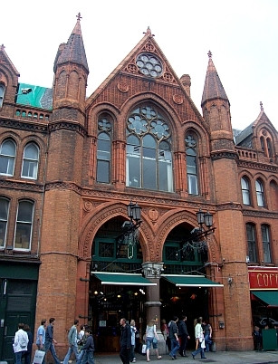 Dublin - Entrance of the covered market 