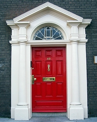 Door of a Dublin georgian house