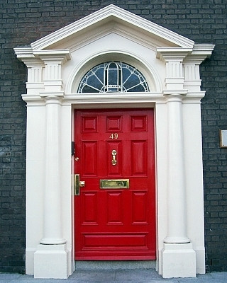 Porte de maison géorgienne dublinoise