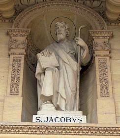 Saint-Jacques - Attribut : bâton de pélerin et/ou coquille Saint-Jacques et/ou châpeau -représenté ici avec le bâton mais y a-t-il aussi quelque chose à son pied ?-