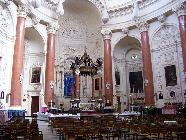 La Valette - Intérieur baroque de l'église des Carmélites