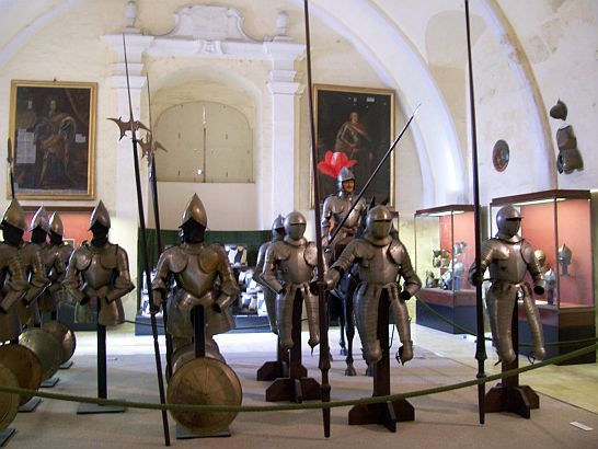 Palais des grands maîtres - Armures des chevaliers et soldats