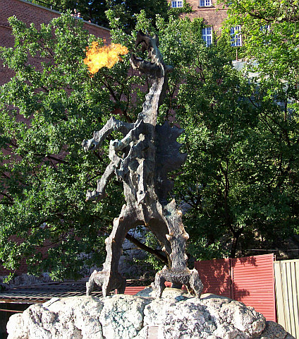 Colline du Wawel - Dragon qui crache du feu