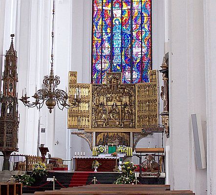 Gdańsk - Retable et sacrarium du choeur de l'église Notre-Dame