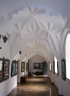 Monastère Bernadine - voûte du cloître