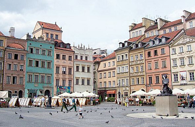 Place de la vieille ville de Varsovie