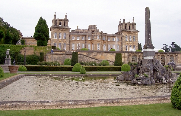 Blenheim palace, seen from the gardens