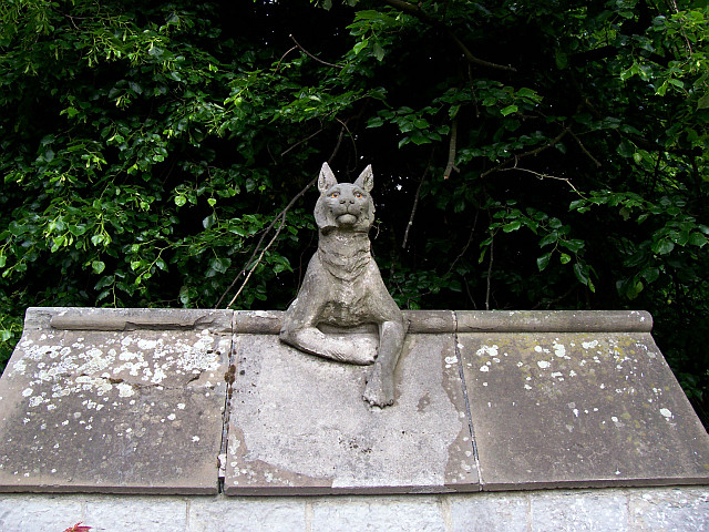Chateau de Cardiff - Statue de lynx